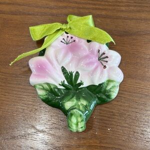 Ceramic Floral Wall Hook Ornament in Pink and Green